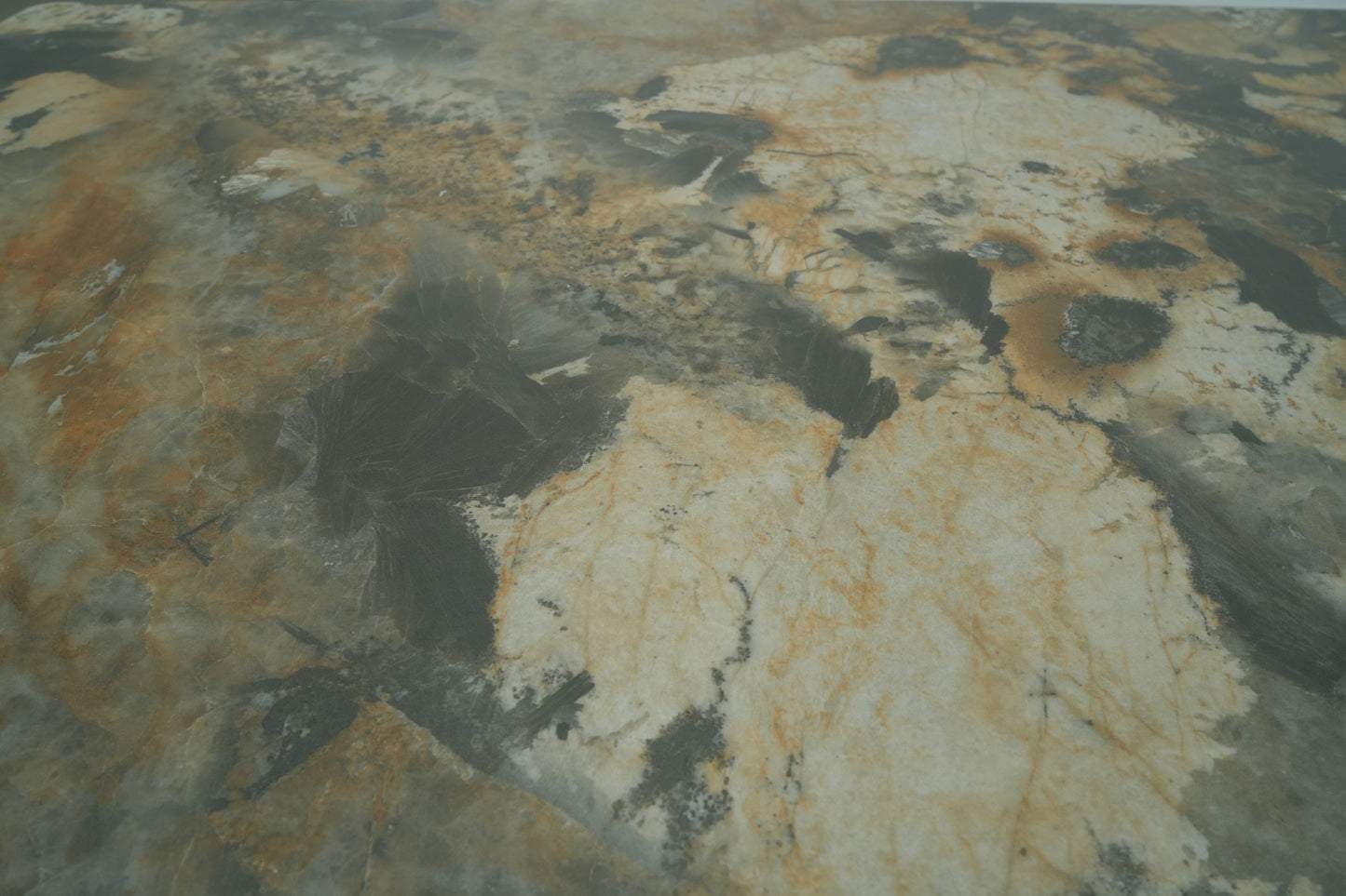 永恆伸縮餐桌